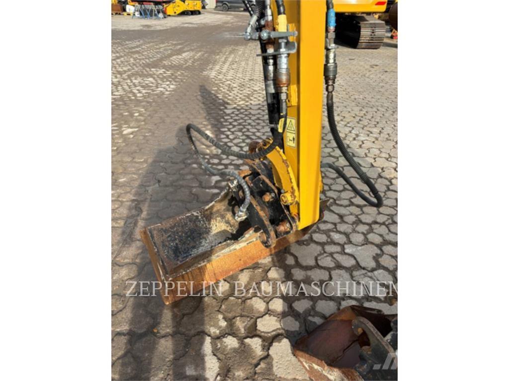CAT 301.6-05A Paletli ekskavatörler