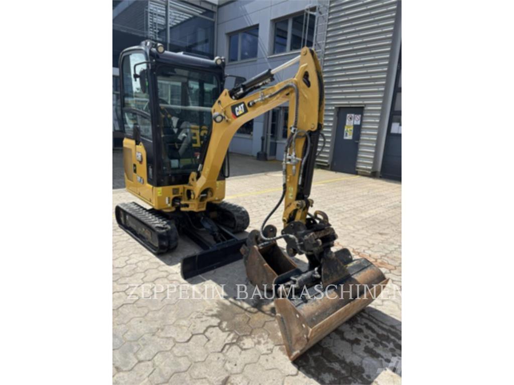 CAT 301.6-05A Paletli ekskavatörler