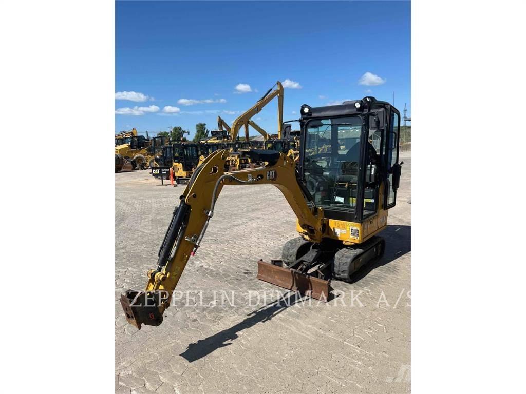 CAT 301.605 Paletli ekskavatörler