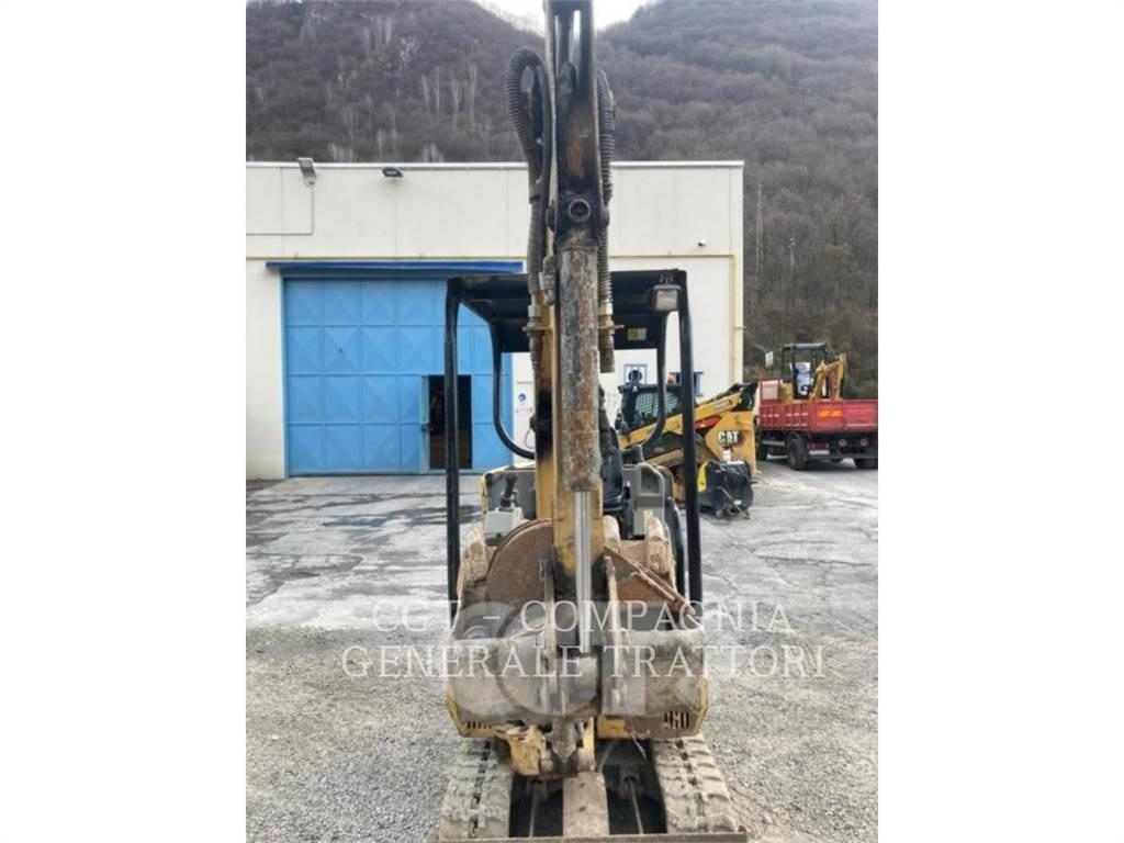 CAT 301.6C Paletli ekskavatörler