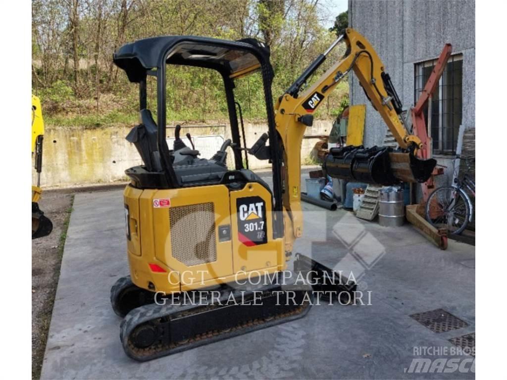 CAT 301.7 Paletli ekskavatörler