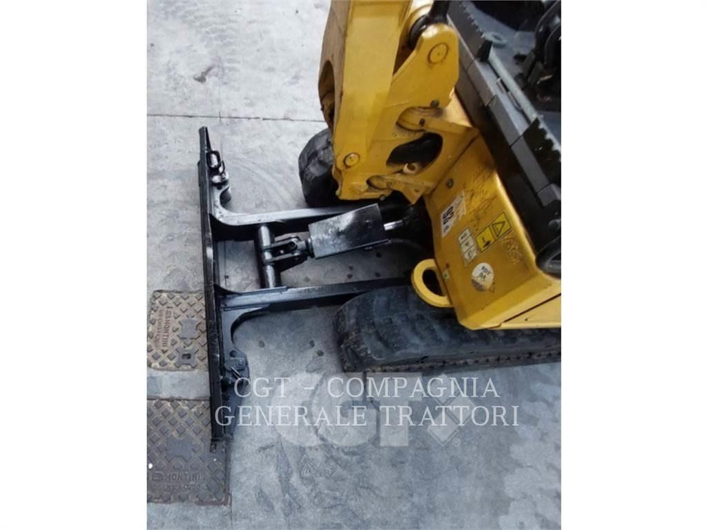 CAT 301.7 Paletli ekskavatörler