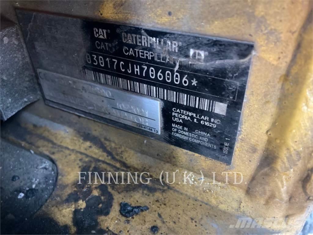 CAT 301.7 Paletli ekskavatörler
