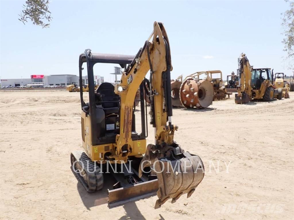 CAT 301.7 Paletli ekskavatörler