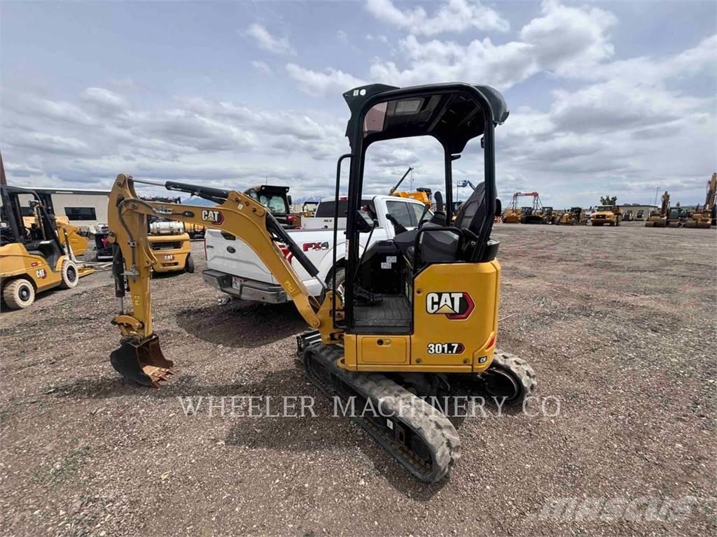 CAT 301.7 C1 Paletli ekskavatörler