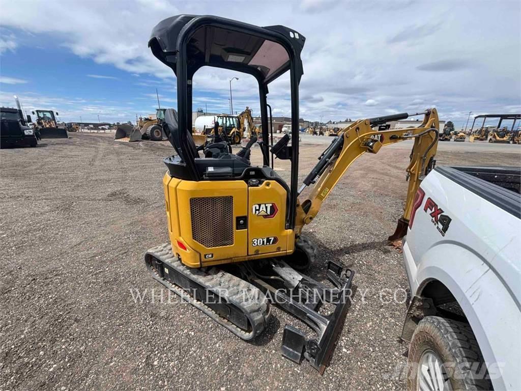 CAT 301.7 C1 Paletli ekskavatörler