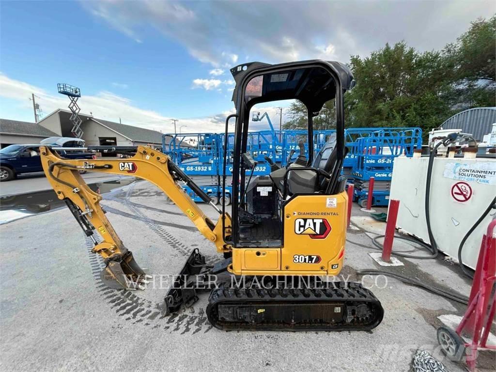 CAT 301.7 C1 Paletli ekskavatörler