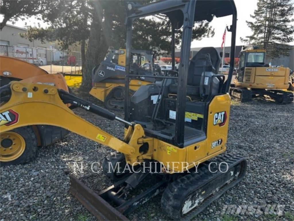 CAT 301.7 CRCN Paletli ekskavatörler