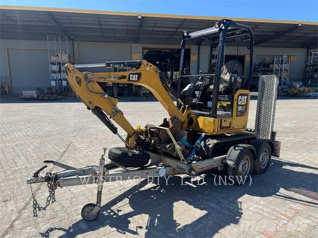 CAT 301.7CR Paletli ekskavatörler