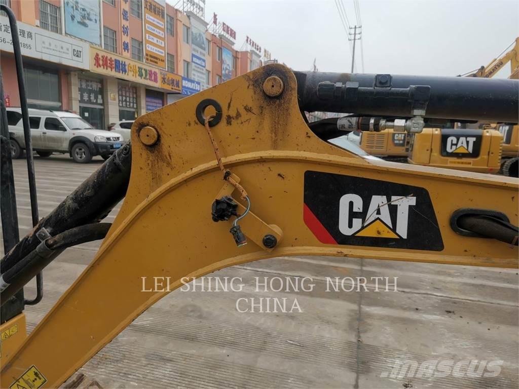 CAT 301.7CR Paletli ekskavatörler