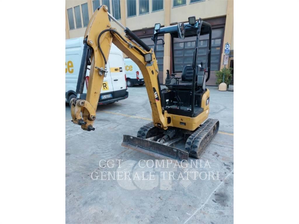 CAT 301.7D Paletli ekskavatörler