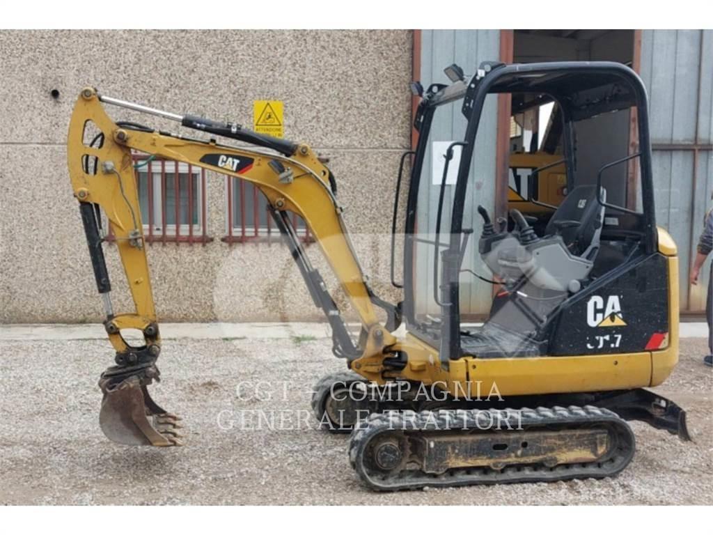 CAT 301.7D Paletli ekskavatörler