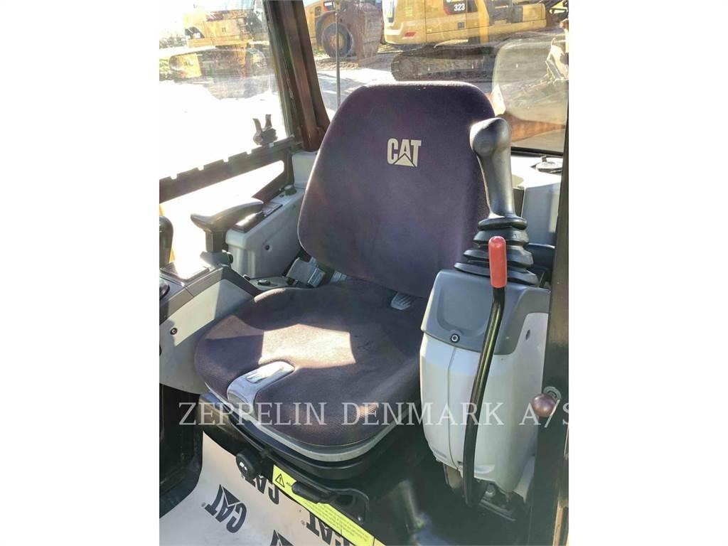CAT 301.7D Paletli ekskavatörler