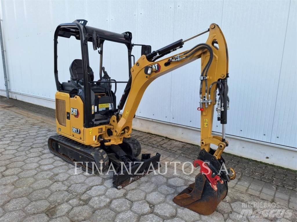CAT 301.7D Paletli ekskavatörler