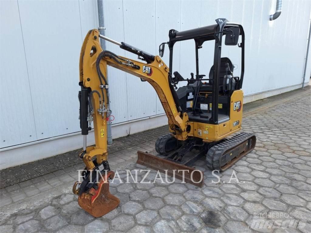 CAT 301.7D Paletli ekskavatörler
