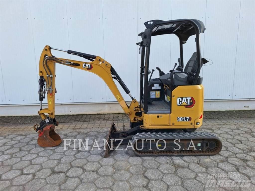 CAT 301.7D Paletli ekskavatörler