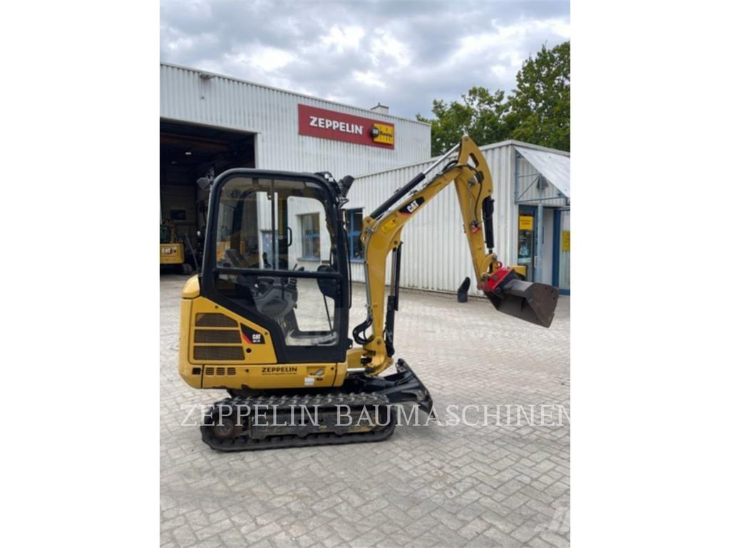 CAT 301.7D Paletli ekskavatörler