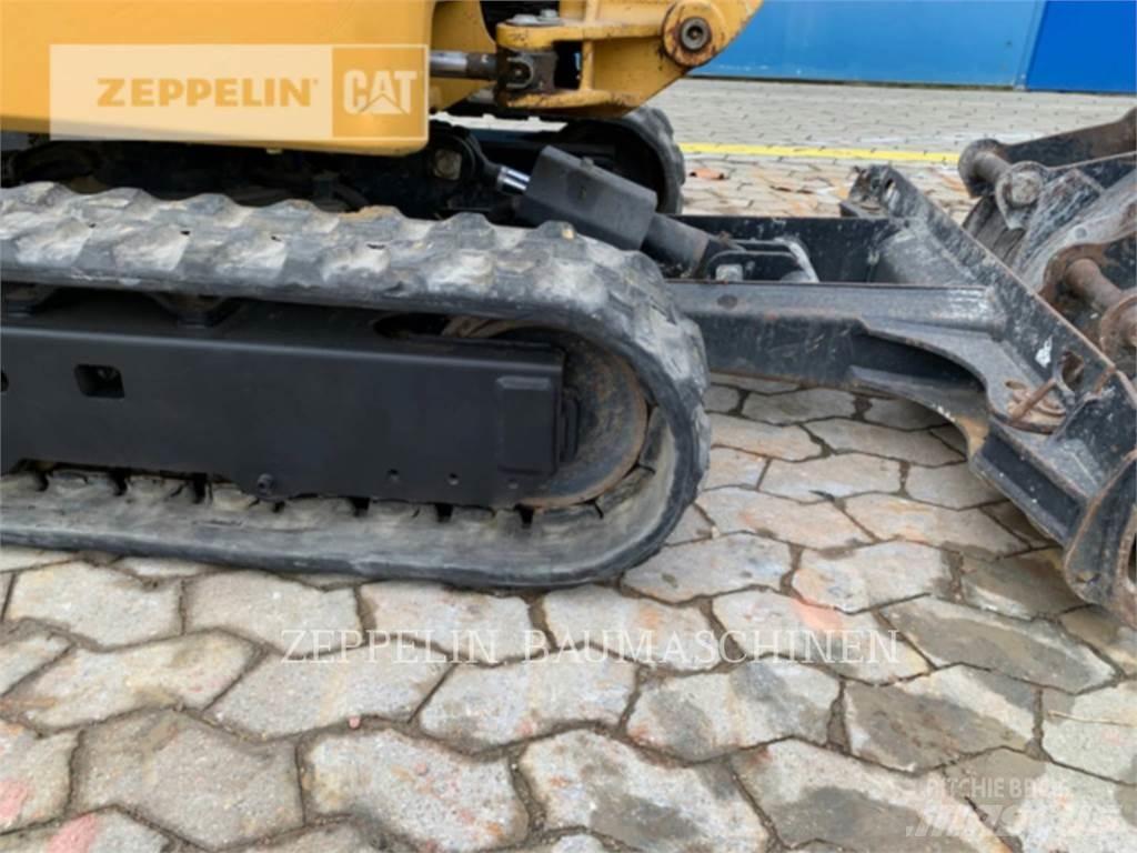 CAT 301.7DCR Paletli ekskavatörler