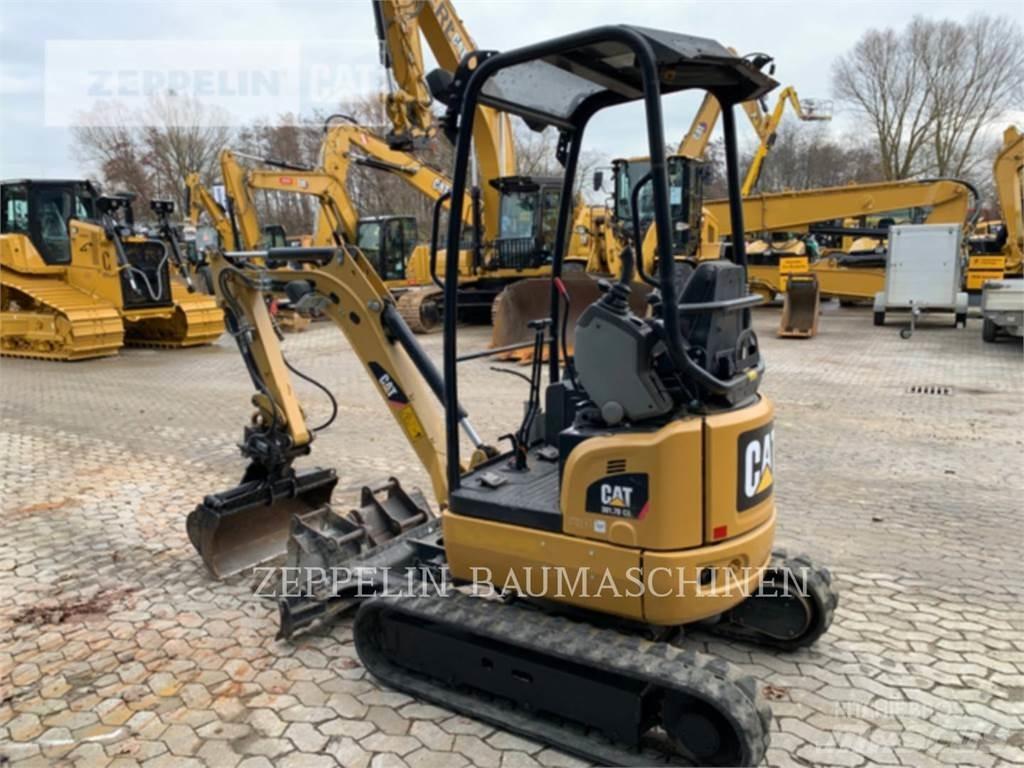 CAT 301.7DCR Paletli ekskavatörler