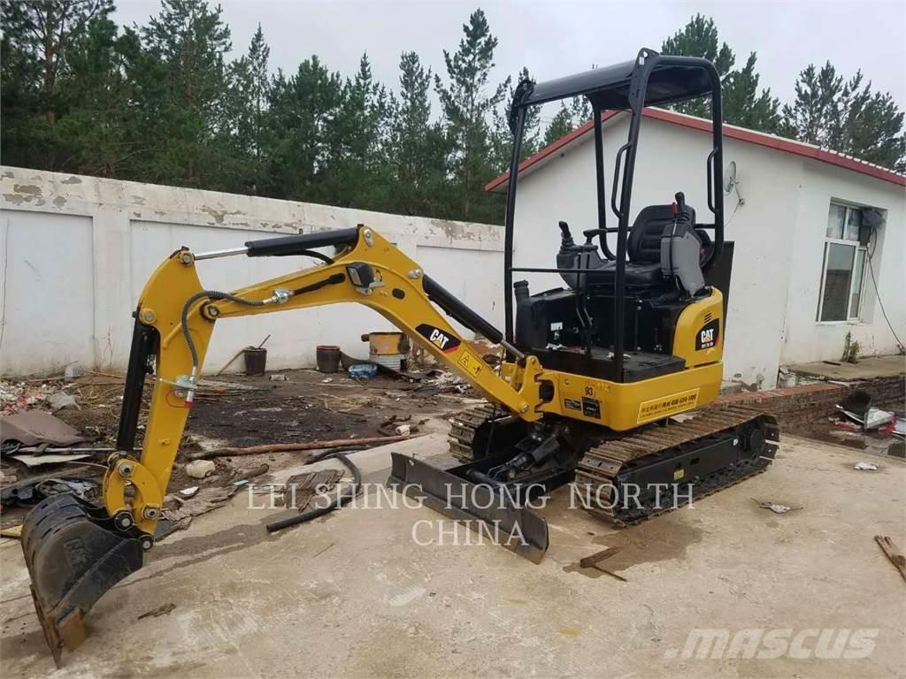 CAT 301.7DCR Paletli ekskavatörler