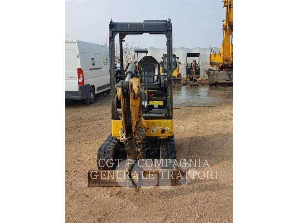 CAT 301.8 Paletli ekskavatörler