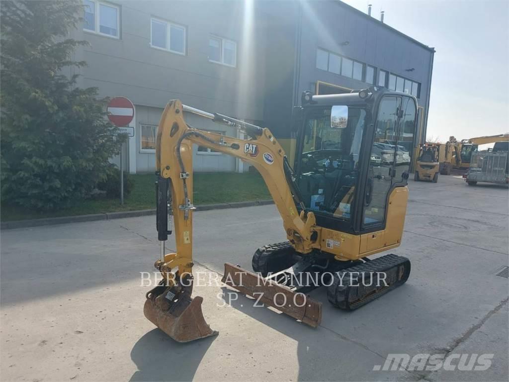 CAT 301.8 Paletli ekskavatörler