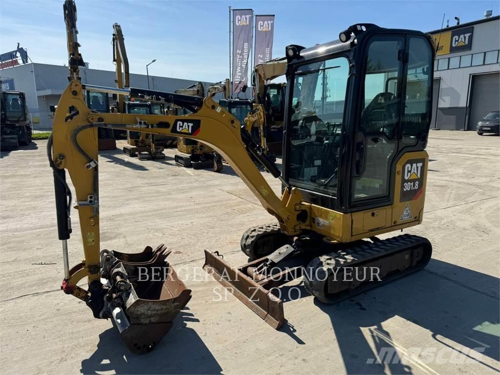 CAT 301.8 Paletli ekskavatörler
