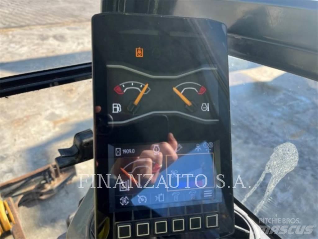 CAT 301.8 Paletli ekskavatörler