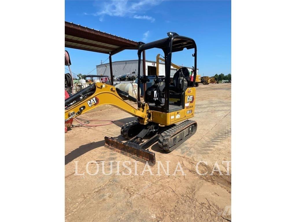 CAT 301.8 Mini ekskavatörler, 7 tona dek