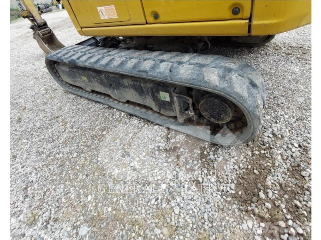 CAT 301.8 Paletli ekskavatörler