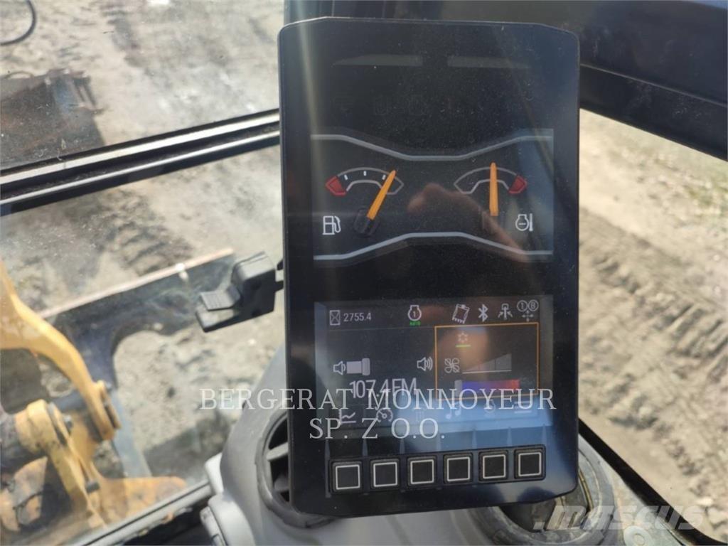 CAT 301.8 Paletli ekskavatörler