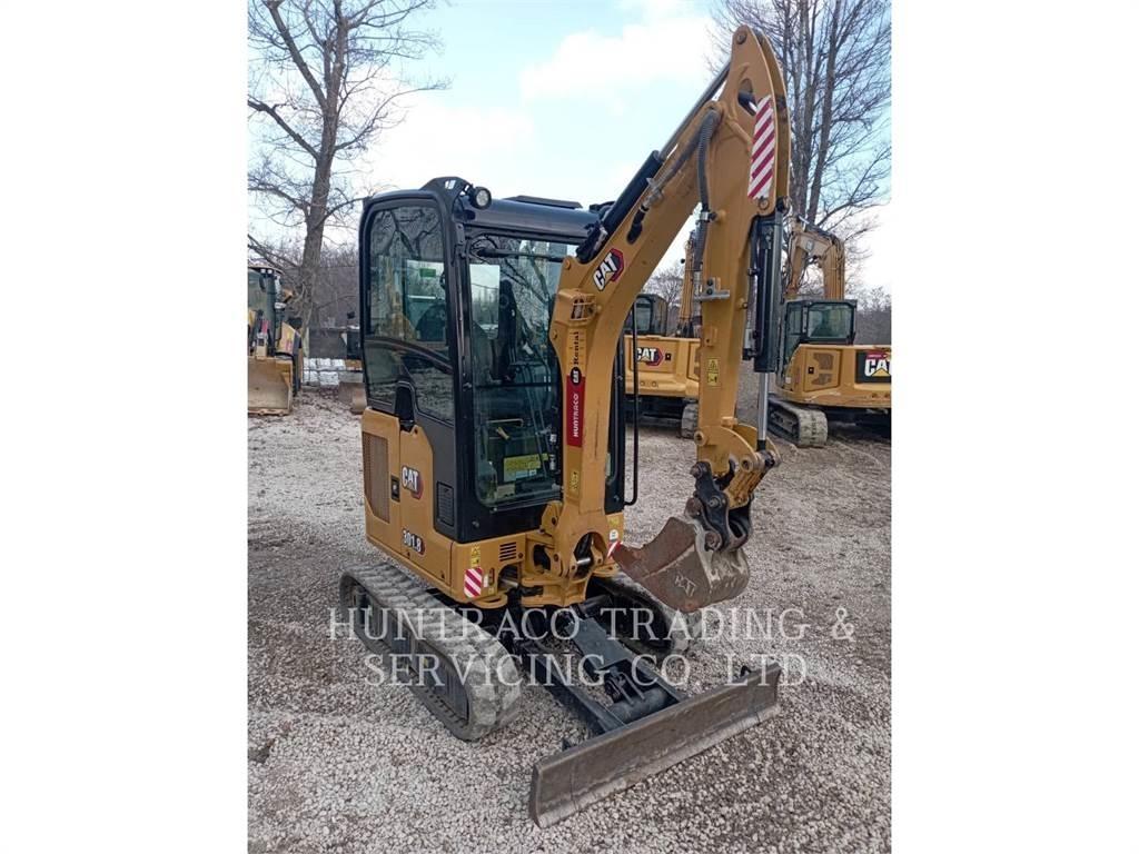 CAT 301.8-05 Paletli ekskavatörler