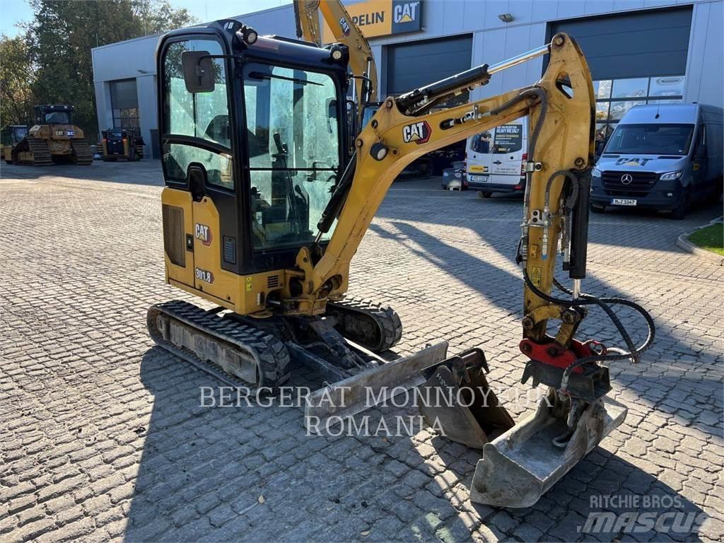 CAT 301.8-05 Paletli ekskavatörler