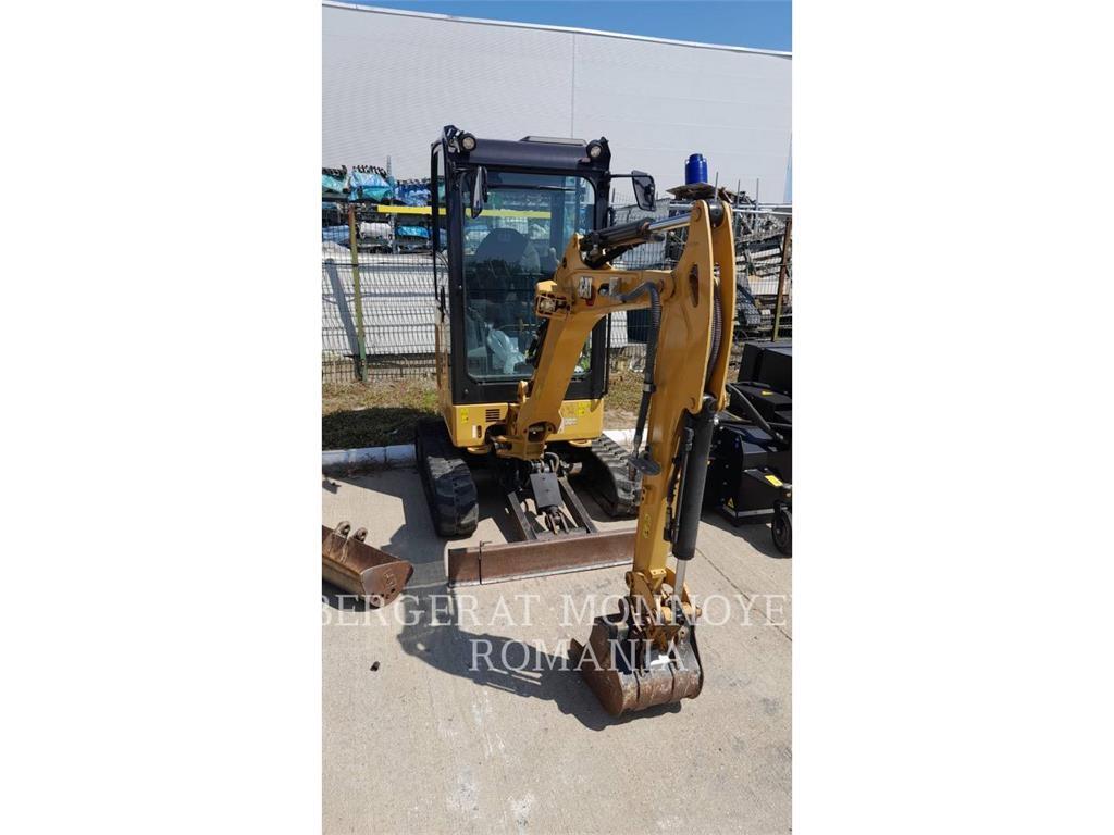 CAT 301.8-05 Paletli ekskavatörler