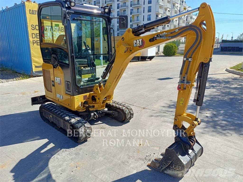 CAT 301.8-05 Paletli ekskavatörler