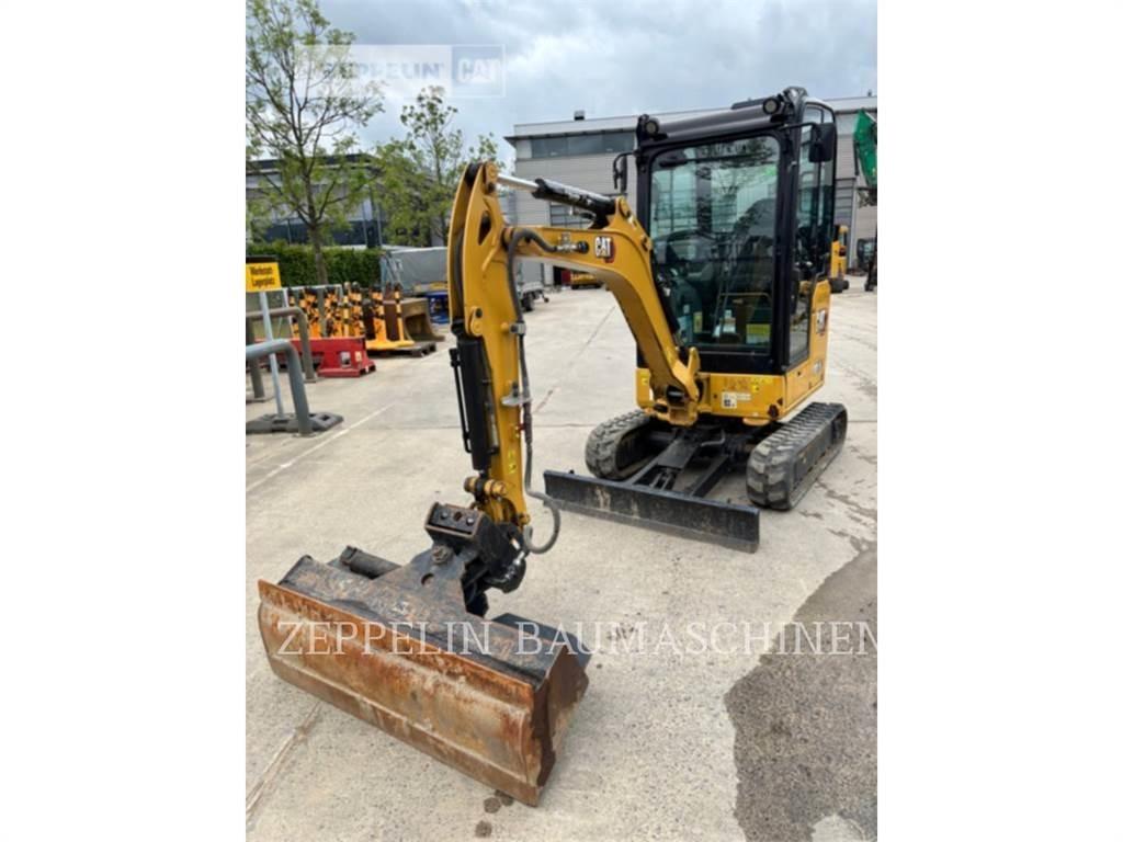 CAT 301.8-05A Paletli ekskavatörler