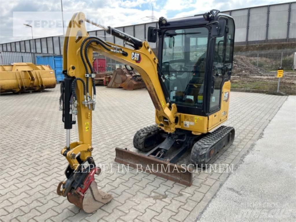 CAT 301.8-05A Paletli ekskavatörler