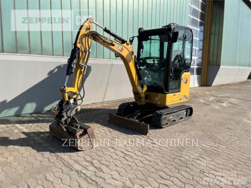 CAT 301.8-05A Paletli ekskavatörler