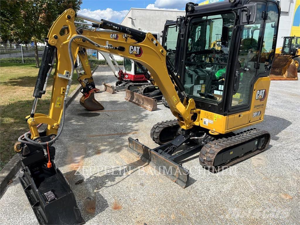 CAT 301.8-05A Paletli ekskavatörler