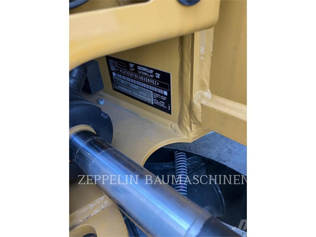 CAT 301.8-05A Paletli ekskavatörler