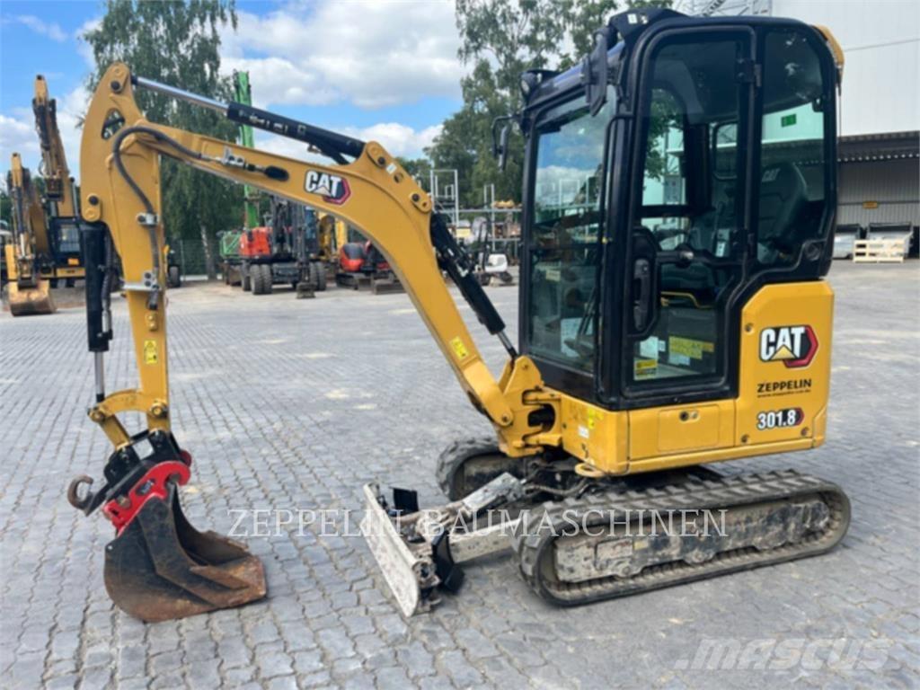 CAT 301.8-05A Paletli ekskavatörler