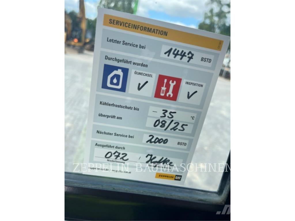CAT 301.8-05A Paletli ekskavatörler
