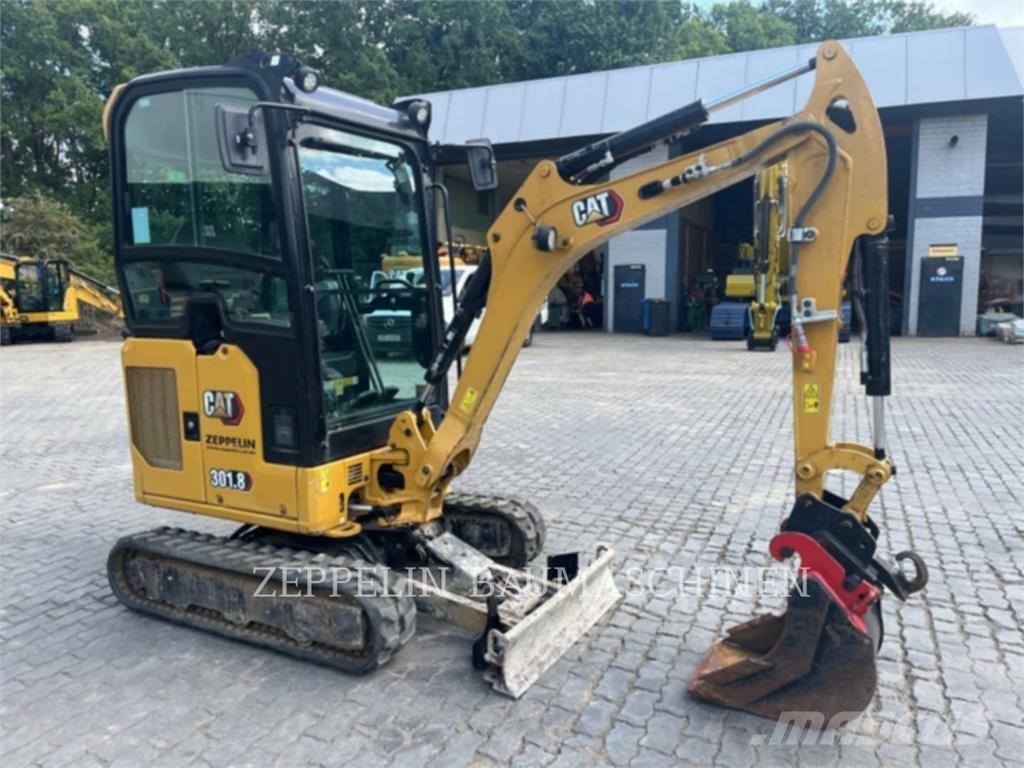 CAT 301.8-05A Paletli ekskavatörler