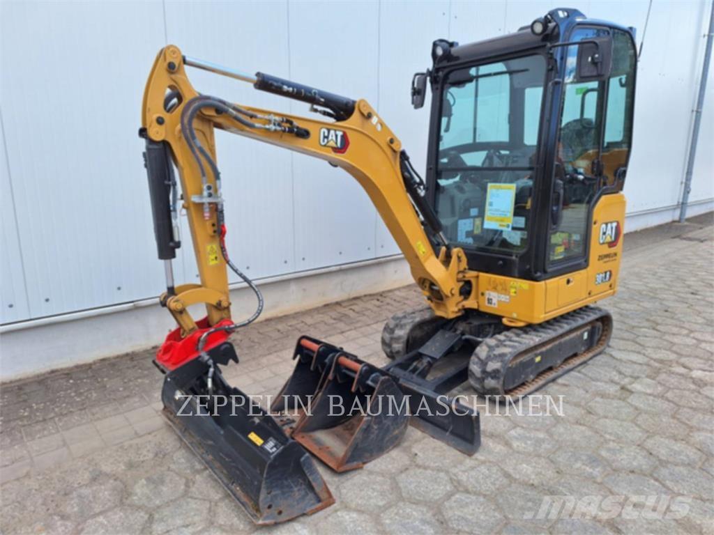 CAT 301.8-05A Paletli ekskavatörler