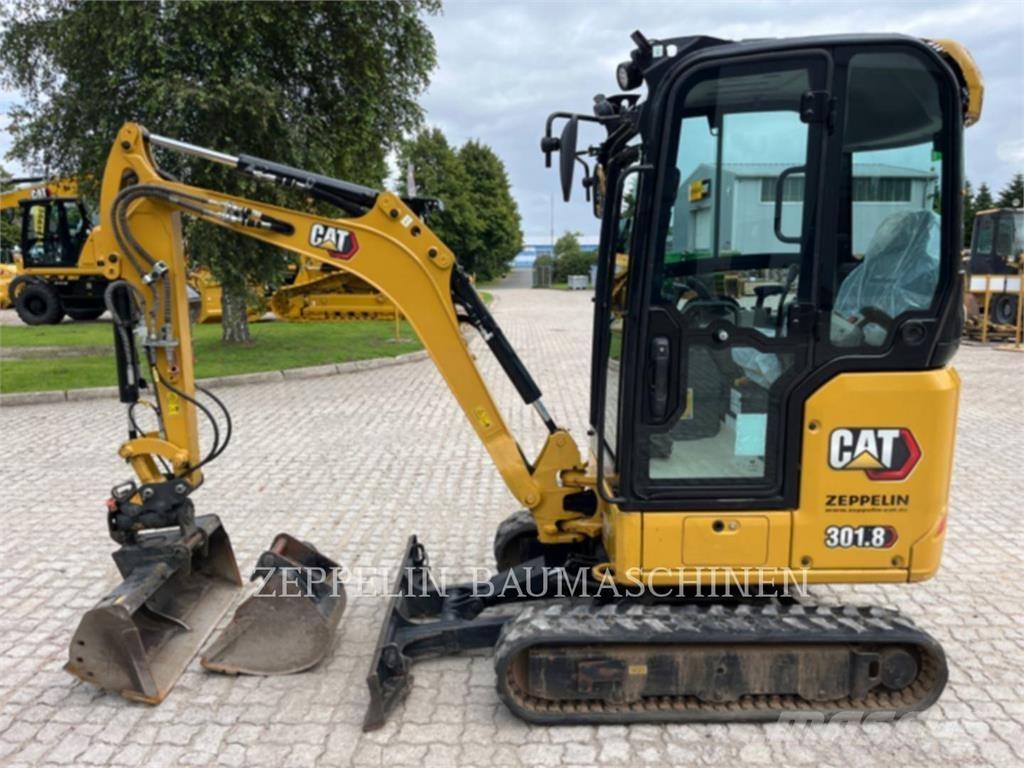 CAT 301.8-05A Paletli ekskavatörler