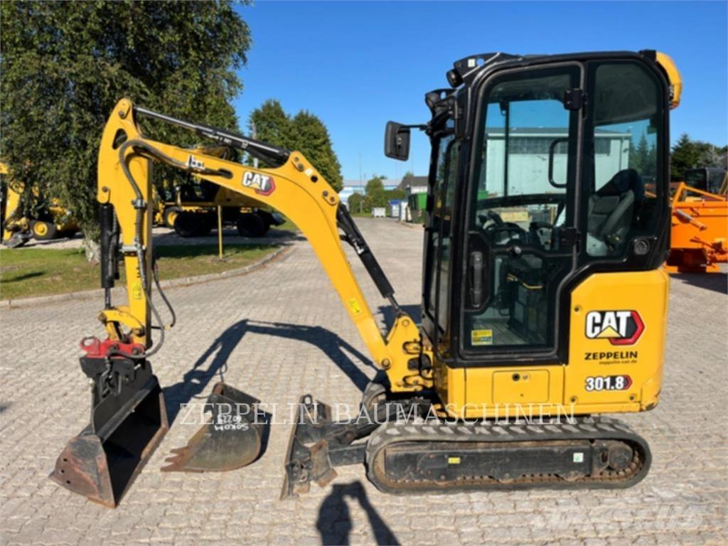 CAT 301.8-05A Paletli ekskavatörler