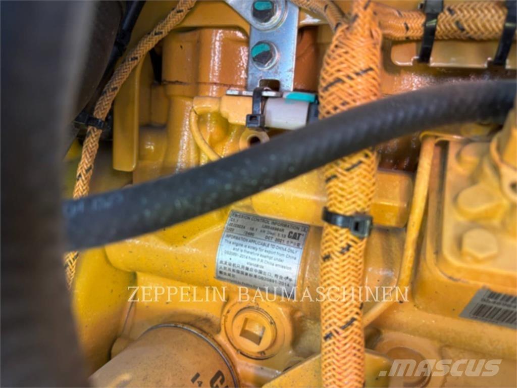 CAT 301.8-05A Paletli ekskavatörler