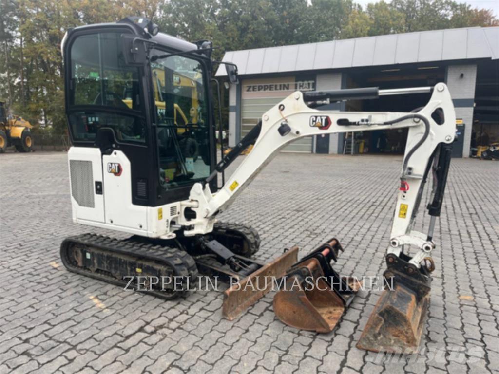 CAT 301.8-05A Paletli ekskavatörler