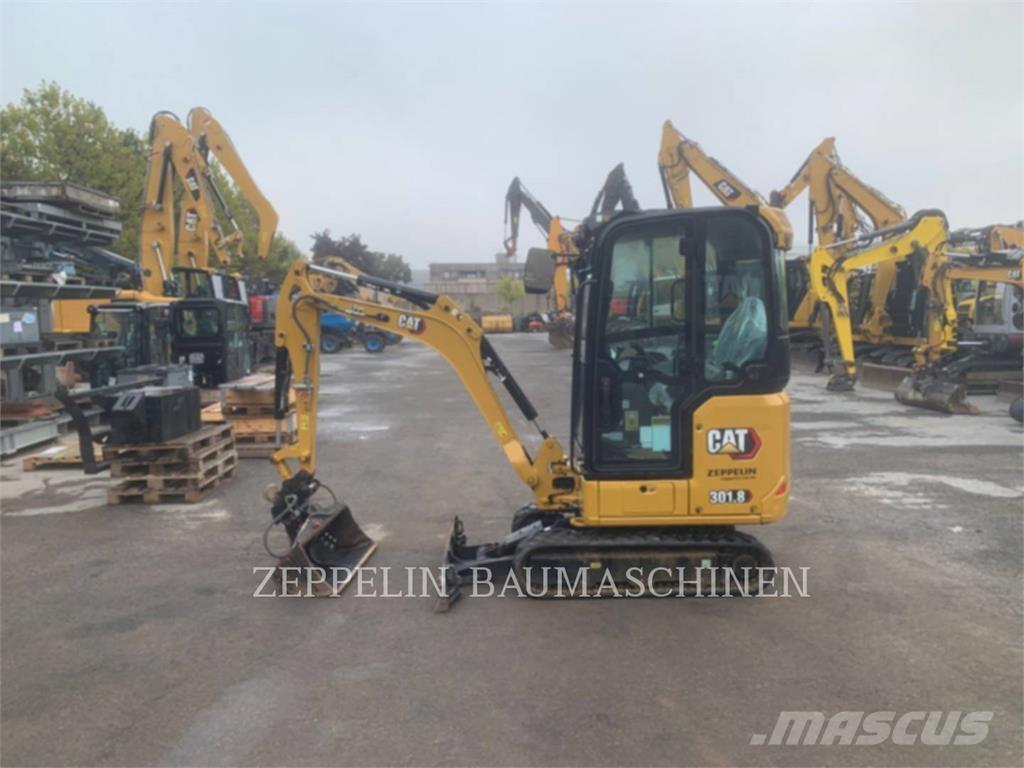 CAT 301.8-05A Paletli ekskavatörler