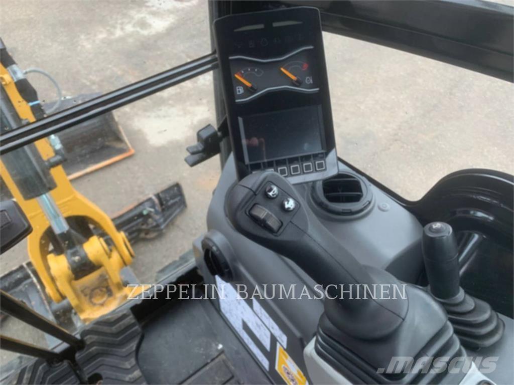 CAT 301.8-05A Paletli ekskavatörler